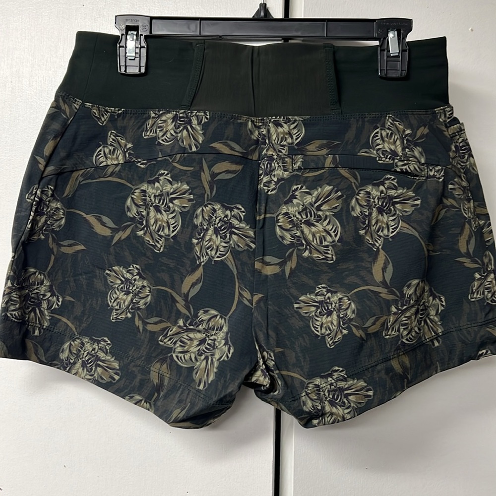 Athleta brand Trekkie North green printed shorts. - Picture 3 of 6